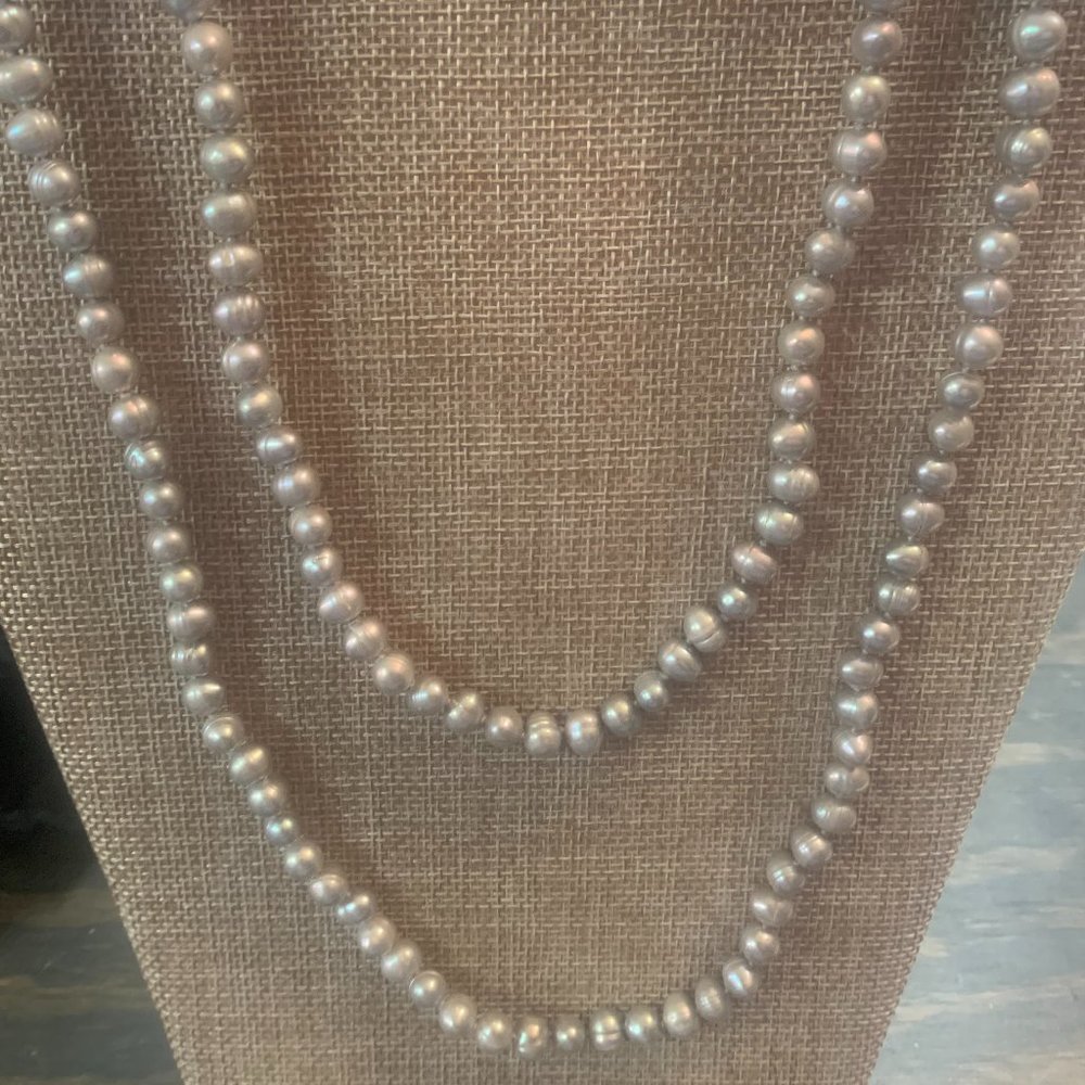 Gray Pearls 60"